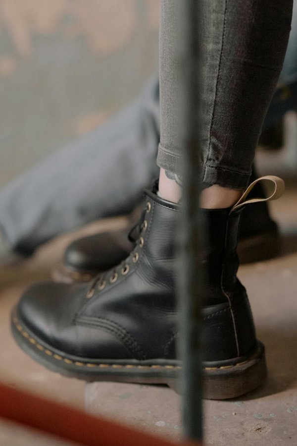 Top 5 raisons d'opter pour des bottes dr. martens : style et confort
